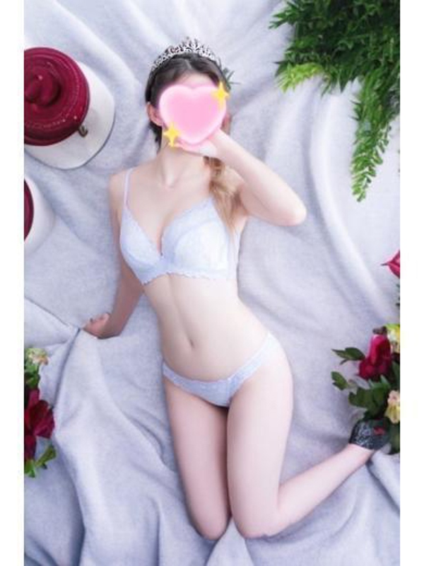 三笠あかね